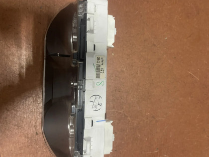 Спидометр MITSUBISHI AIRTREK OEM MR975561 CU2W 2003