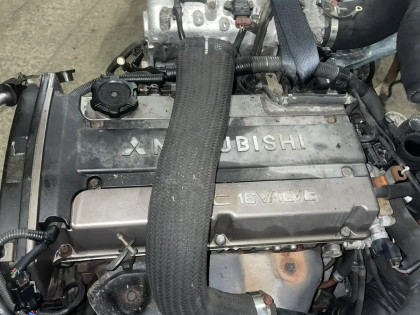 Двигатель Установка , гарантия MN143132  MD978941 MITSUBISHI AIRTREK Outlander