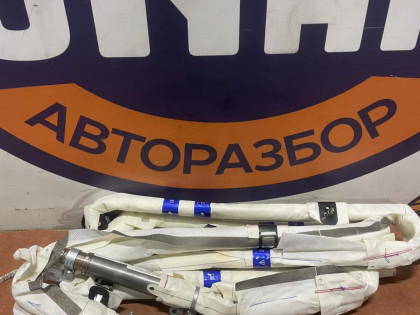 потолочная левая с зарядом 8K0880741F AUDI A4