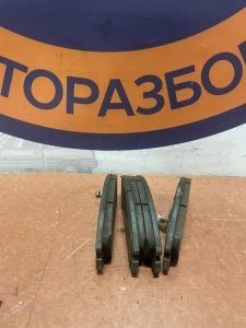 Тормозные колодки MR977238 MITSUBISHI AIRTREK