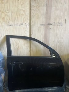 Дверь передняя правая 5700A120 MITSUBISHI AIRTREK