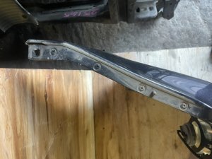 Бампер передний MITSUBISHI AIRTREK OEM MR990445 CU2W 2004