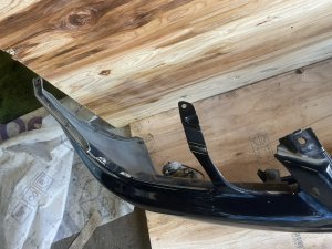 Бампер передний MITSUBISHI AIRTREK OEM MR990445 CU2W 2004