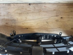 Бампер передний MITSUBISHI AIRTREK OEM MR990445 CU2W 2004