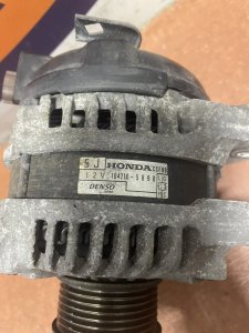 Генератор HONDA ACCORD OEM 1042105890 CU2 2009