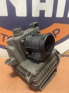 Корпус воздушного фильтра Mitsubishi Airtrek MITSUBISHI AIRTREK OEM MN153356 CU2W 2004