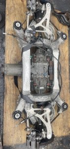 Балка задняя в сборе 50300SJAE01 HONDA LEGEND