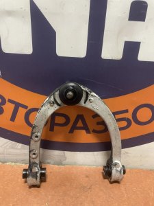 рычаг передний верхний правый HONDA LEGEND OEM 51460-SJA-013 KB1 2005