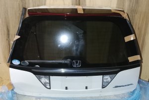 Дверь багажника 68100-S7A-900ZZ HONDA STREAM