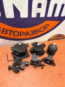 подушки двигателя комплект мкпп euro-R 50830-SEA-E13 50820-SEA-E11 50810-SDA-A12 50870-SEA-E01 50870-SEA-E01 HONDA ACCORD