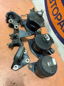 подушки двигателя комплект мкпп euro-R HONDA ACCORD OEM 50830-SEA-E13 50820-SEA-E11 50810-SDA-A12 50870-SEA-E01 50870-SEA-E01 CL7 2007