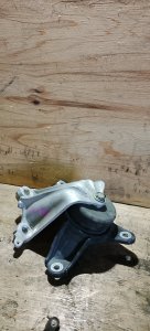 Подушка двигателя 50870-TA0-A03 HONDA ACCORD