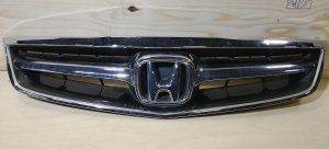 Решетка радиатора 71121SFY003ZA HONDA INSPIRE