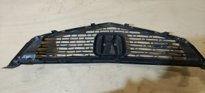 Решетка радиатора HONDA ACCORD OEM 71121-SEA-902 CL9 CL8 CL7 2006