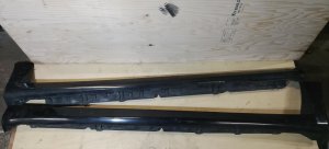 Накладки на пороги MR990472 MITSUBISHI AIRTREK