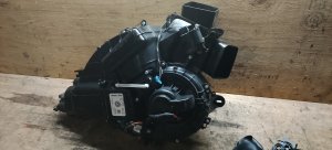 Печка задняя VOLKSWAGEN SHARAN OEM 7N0820004C 7NCAV 2012
