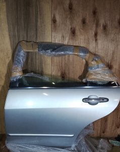 Дверь задняя левая 67550-SFY-000ZZ HONDA INSPIRE