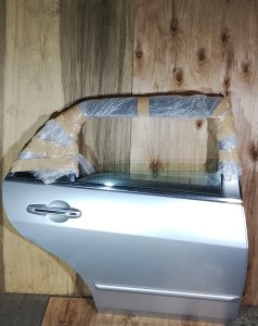 Дверь задняя правая 67510-SFY-000ZZ HONDA INSPIRE