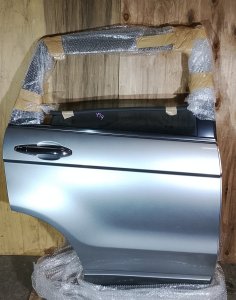 Дверь задняя правая 67510-SWA-A00ZZ HONDA CR-V