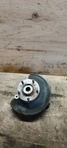 Ступица передняя левая 3870A007 MITSUBISHI OUTLANDER