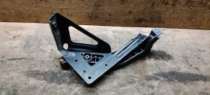 Крепление бампера заднее правое HONDA LEGEND OEM 71594-SJA-E01 KB2 2012