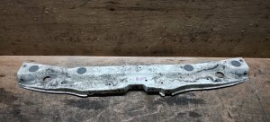 Планка радиатора 53216-33130 TOYOTA CAMRY